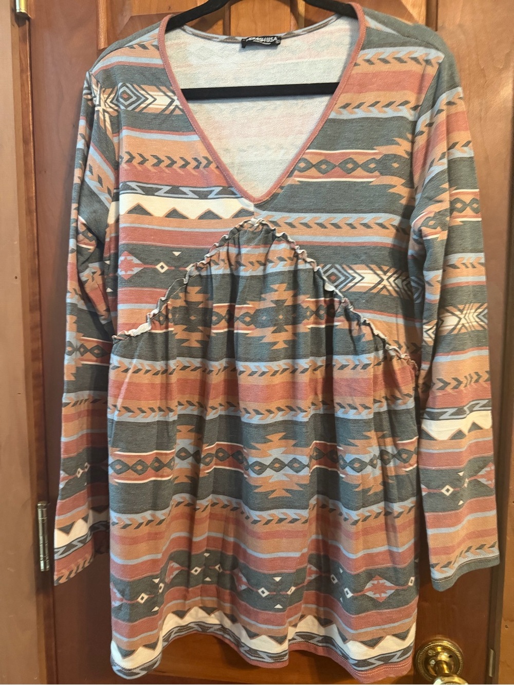 HEMISh USA  Boho Stripe V-Neck Long Sleeve Top in Rust & Sage
